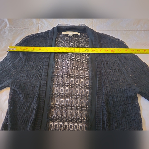 LC Lauren Conrad pretty, delicate & unique woven black cardigan π€ (Small) π€ - Picture 11 of 16